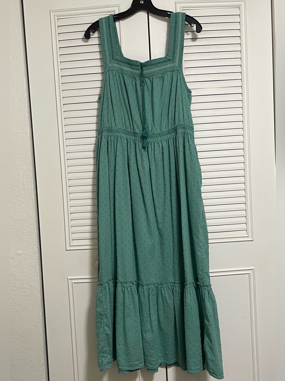 Boho Old Navy Sage Green Maxi Dress